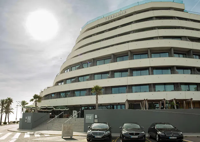 特乐玛me锡切斯酒店 5* 锡切斯