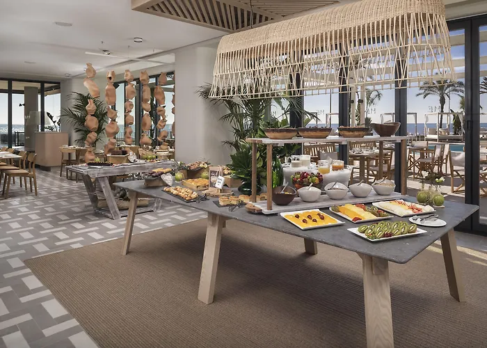 Me Terramar מלון 5*