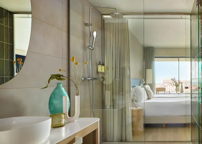 Me Terramar Готель