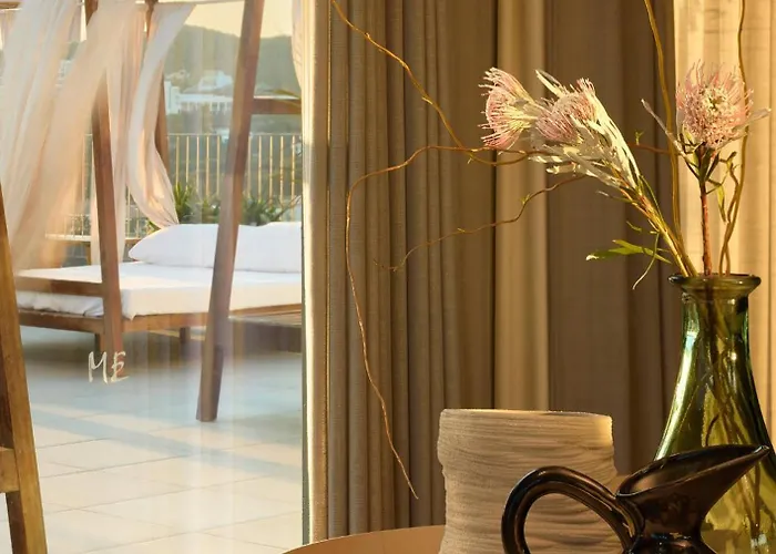 Me Terramar מלון 5*