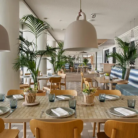 מלון Me Terramar 5*