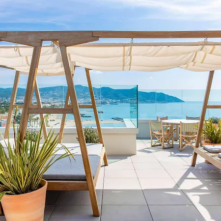 Me Terramar Готель 5*