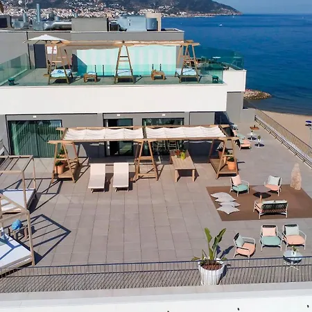 Me Terramar Hotel
