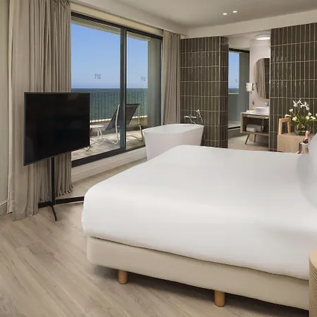 Hotel Me By Melia Terramar 5*