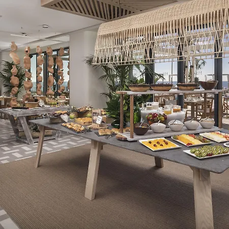 Me Terramar Hotel 5*